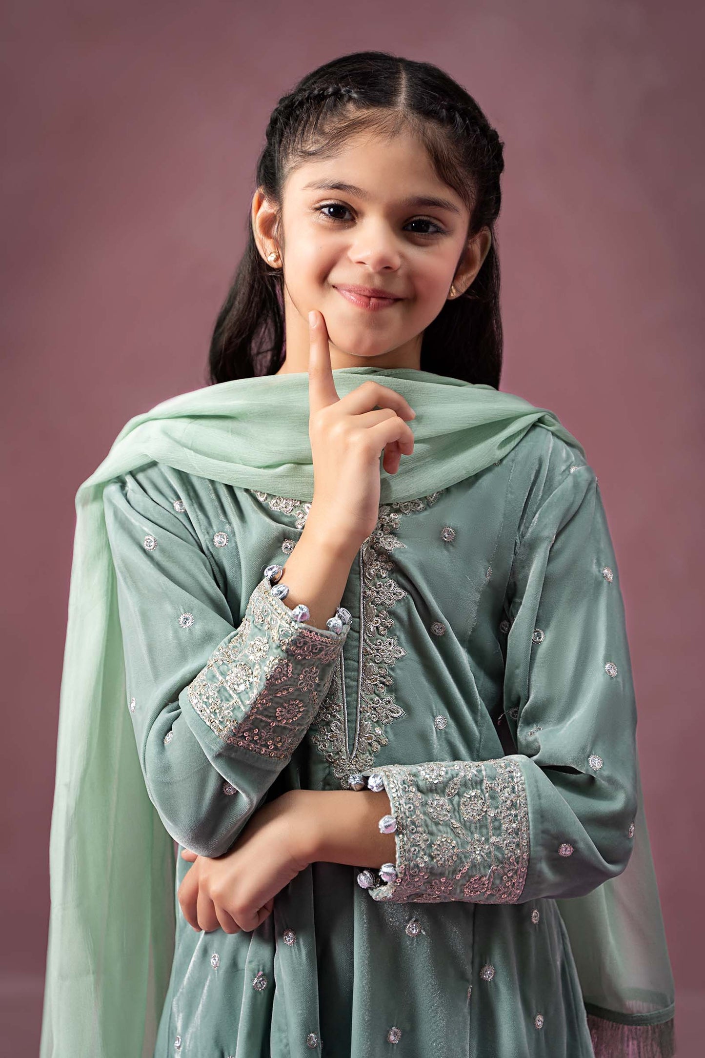 3 Piece Embroidered Velvet Suit : k-012